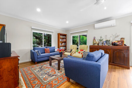 6 Meadow View Road Web 8