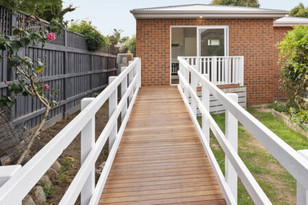 5 Charles Court, Wantirna South 007